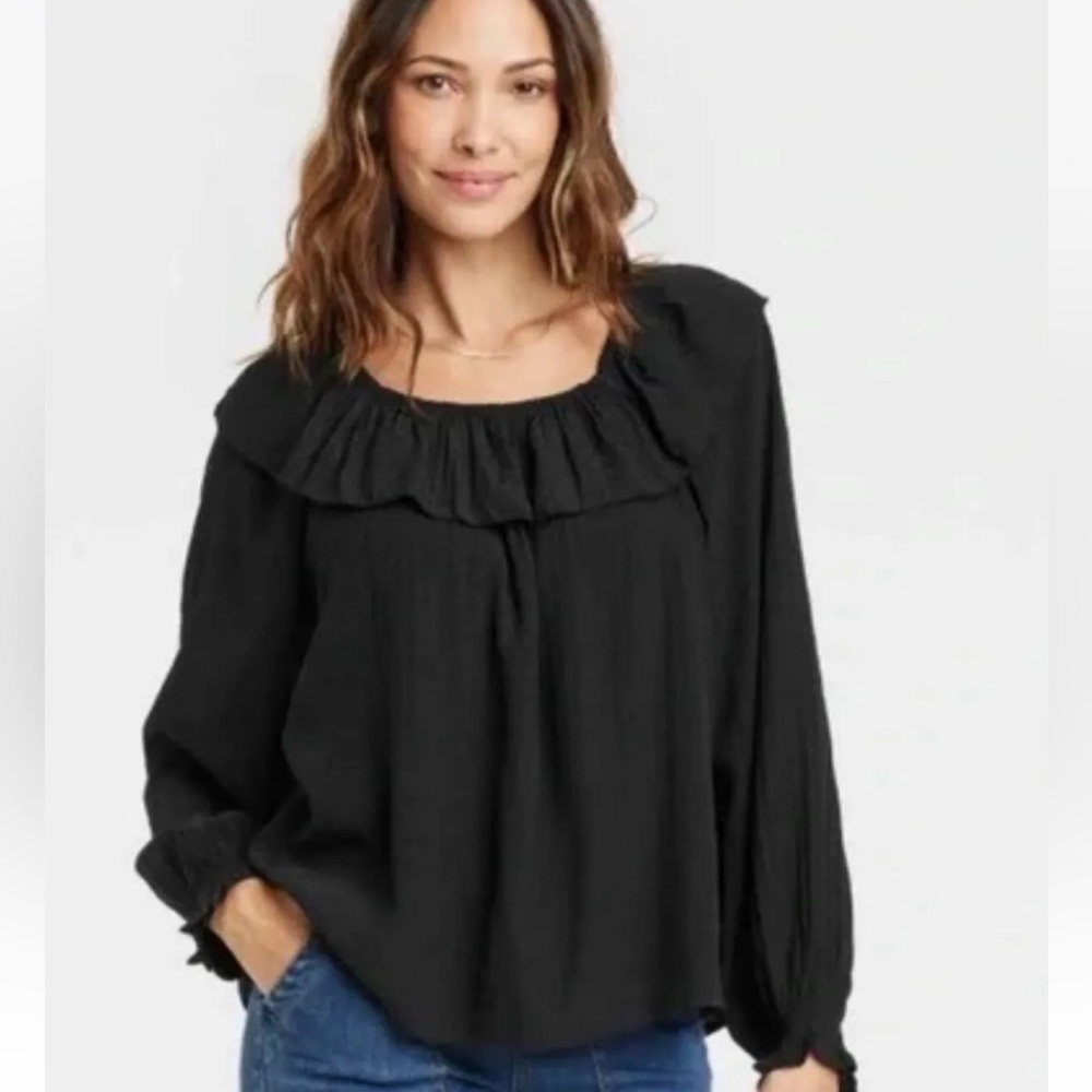 Knox Rose Black Ruffle Blouse